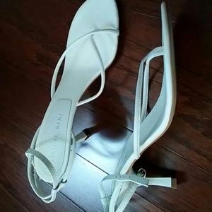 Strappy heels, perfect height